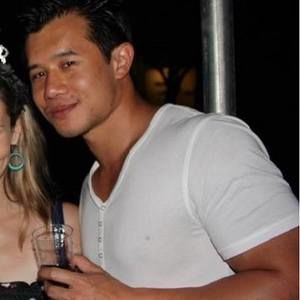 Meet your Posher, Simon